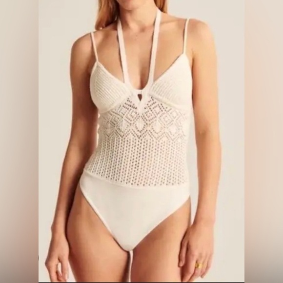 Abercrombie and Fitch extra small crocheted bodysuit brown stringy thing size xs - Picture 2 of 8